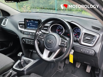 Used Kia Ceed 2019 for sale - 75700362: Photo