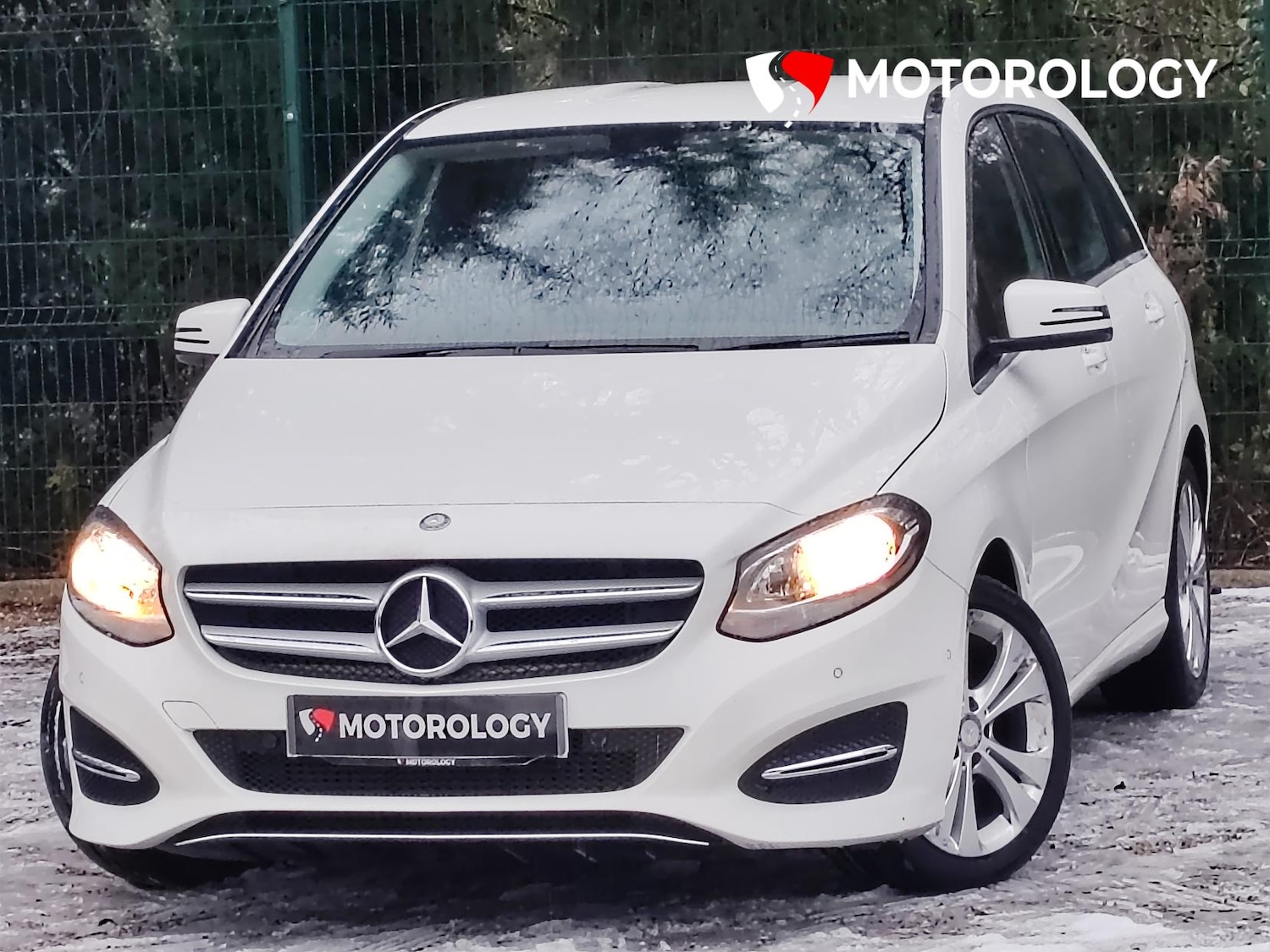 Used Mercedes-Benz B Class 2016 for sale - 77099918: Photo 2