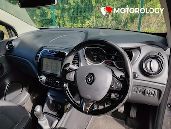 Used Renault Captur 2015 for sale - 78243798: Photo