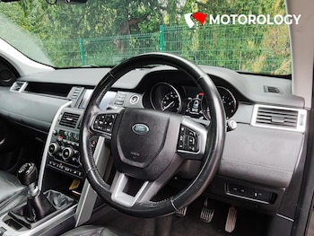 Used Land Rover Discovery Sport 2016 for sale - 75969195: Photo