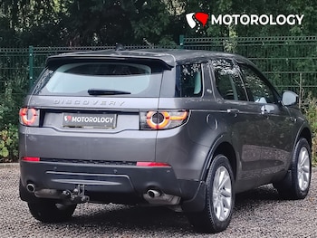 Used Land Rover Discovery Sport 2016 for sale - 75969195: Photo