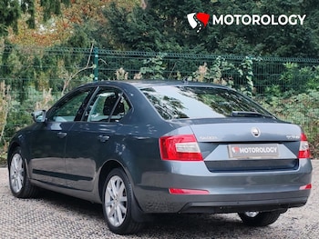 Used Skoda Octavia 2015 for sale - 76290592: Photo 4