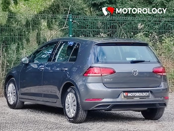 Used Volkswagen Golf 2019 for sale - 79193607: Photo