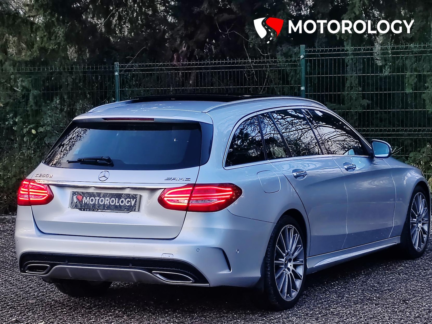 Used Mercedes-Benz C Class 2017 for sale - 76669935: Photo 5