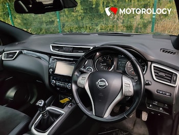 Used Nissan Qashqai 2016 for sale - 77890170: Photo