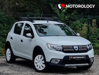 Used Dacia Sandero Stepway 2017 for sale - 79703581: Photo