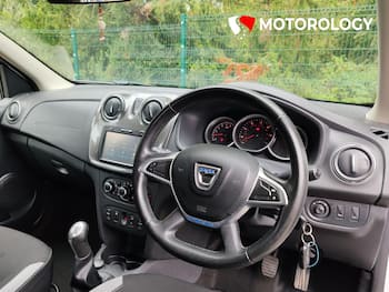Used Dacia Sandero Stepway 2017 for sale - 79703581: Photo