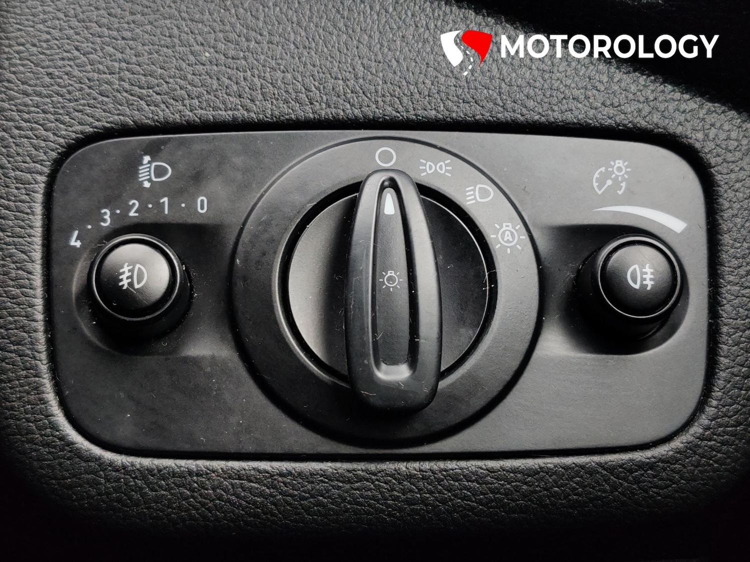 Used Ford Kuga 2018 for sale - 77702868: Photo 33