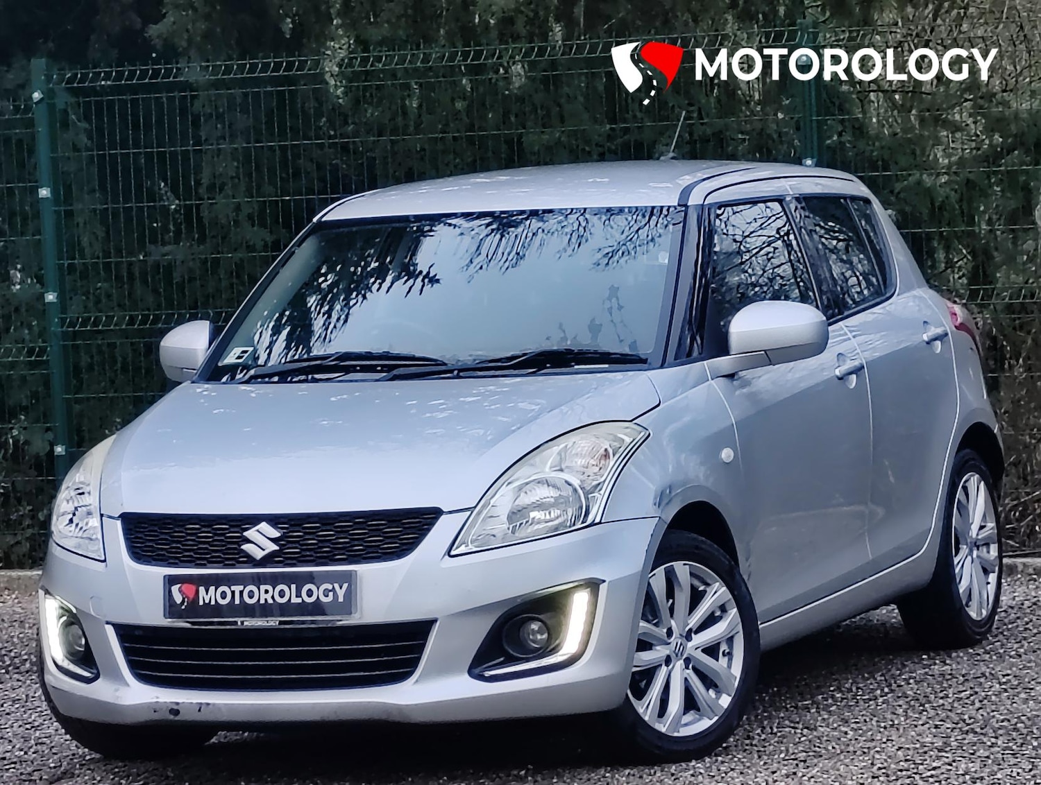 Used Suzuki Swift 2015 for sale - 77399354: Photo 2