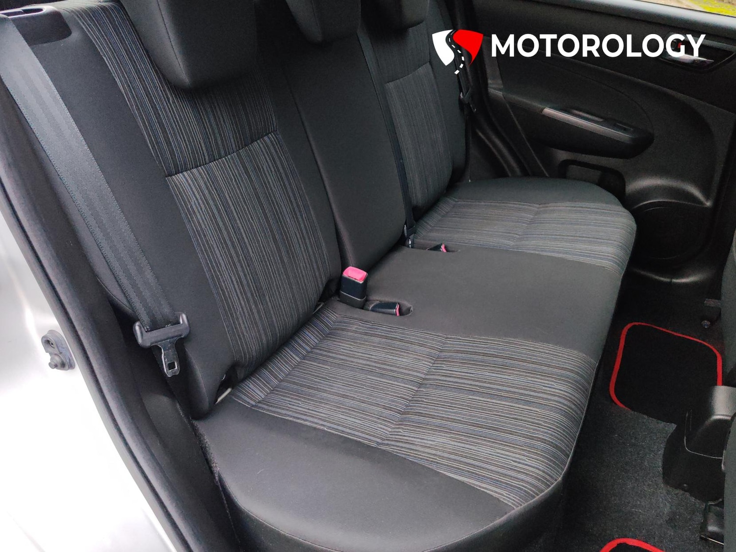 Used Suzuki Swift 2015 for sale - 77399354: Photo 21