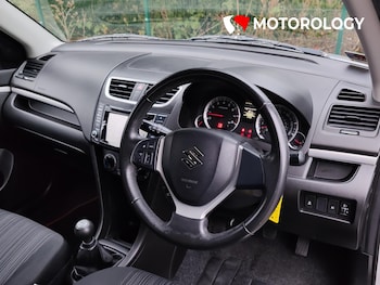 Used Suzuki Swift 2015 for sale - 77399354: Photo