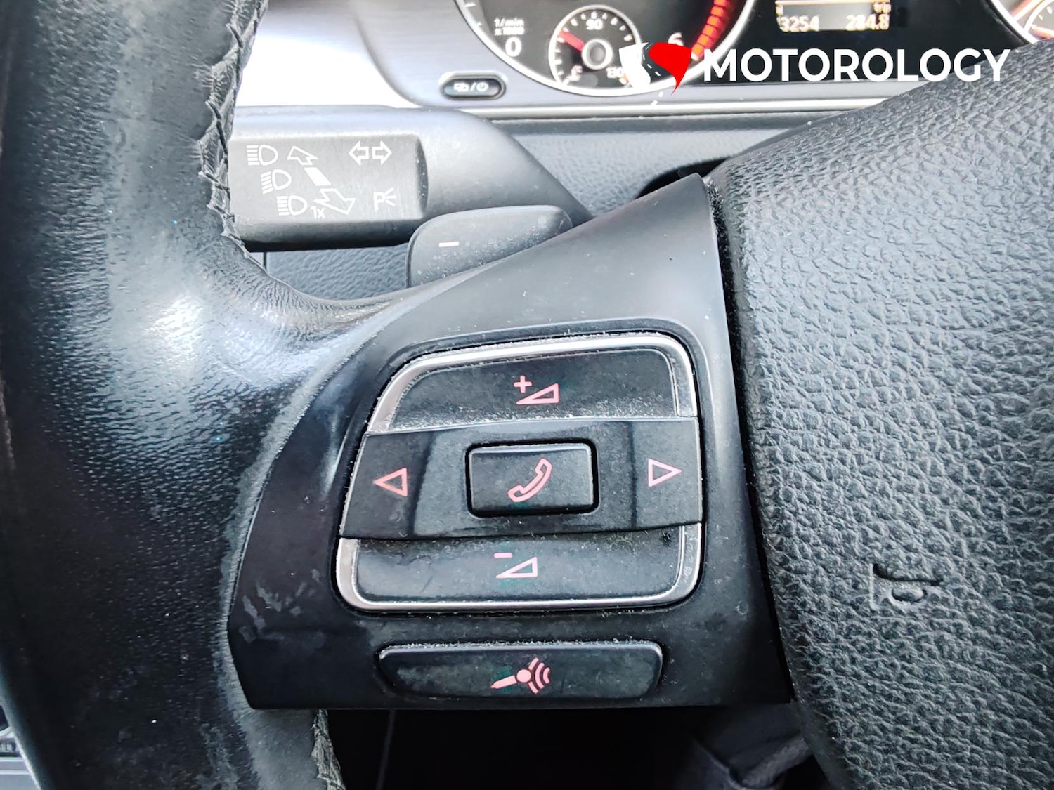 Used Volkswagen Passat 2014 for sale - 76931497: Photo 33