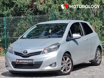 Used Toyota Yaris 2013 for sale - 79228615: Photo