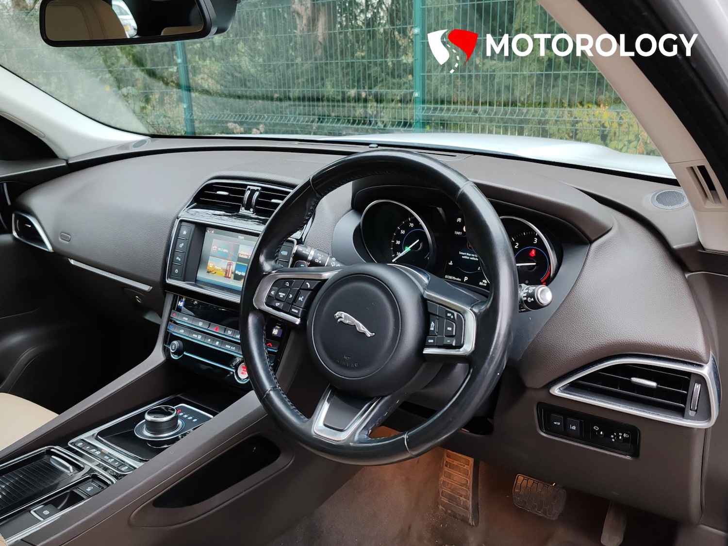 Used Jaguar F-Pace 2018 for sale - 77160797: Photo 3