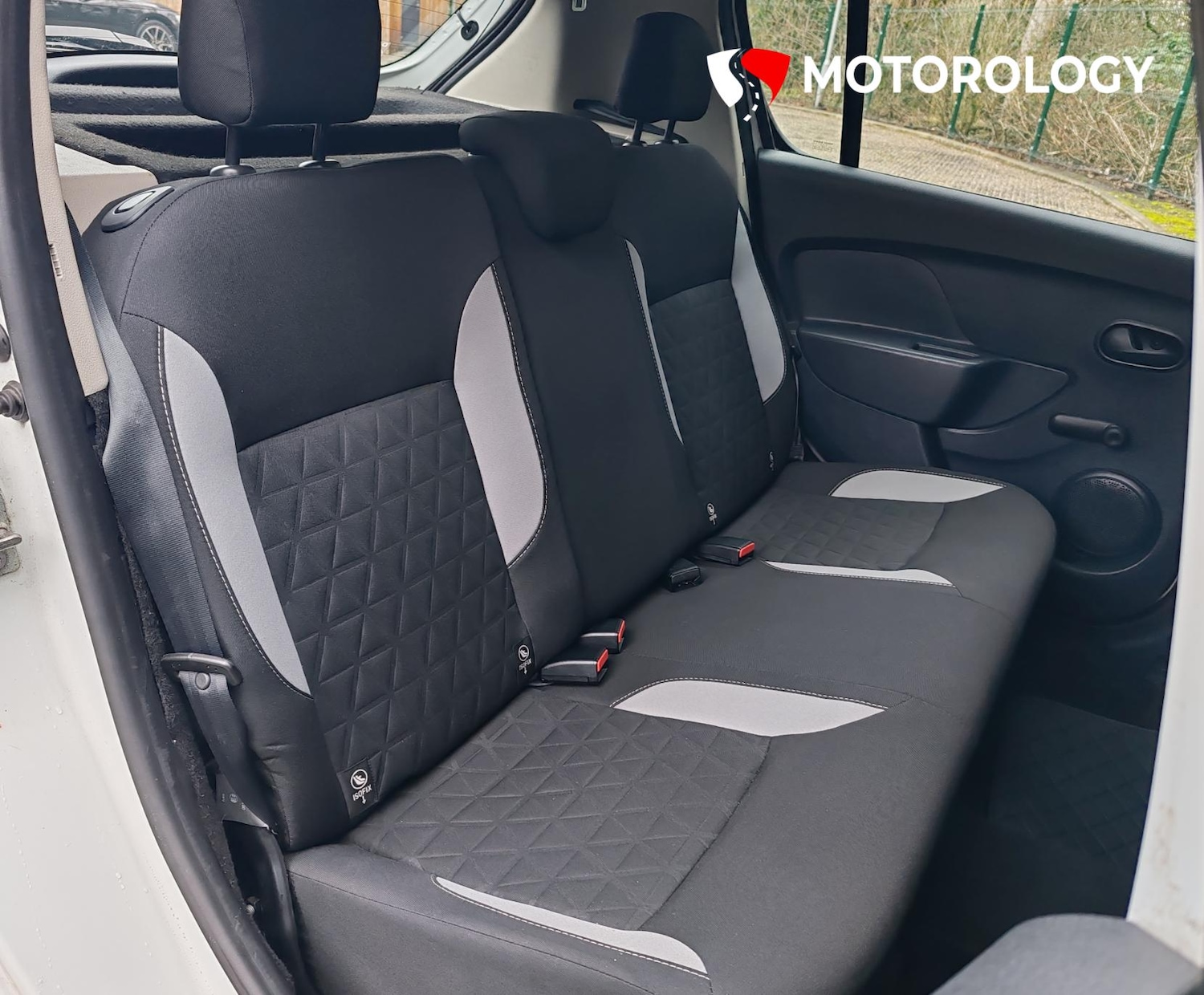 Used Dacia Sandero Stepway 2016 for sale - 77492832: Photo 18