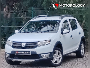 Used Dacia Sandero Stepway 2016 for sale - 77492832: Photo