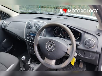 Used Dacia Sandero Stepway 2016 for sale - 77492832: Photo