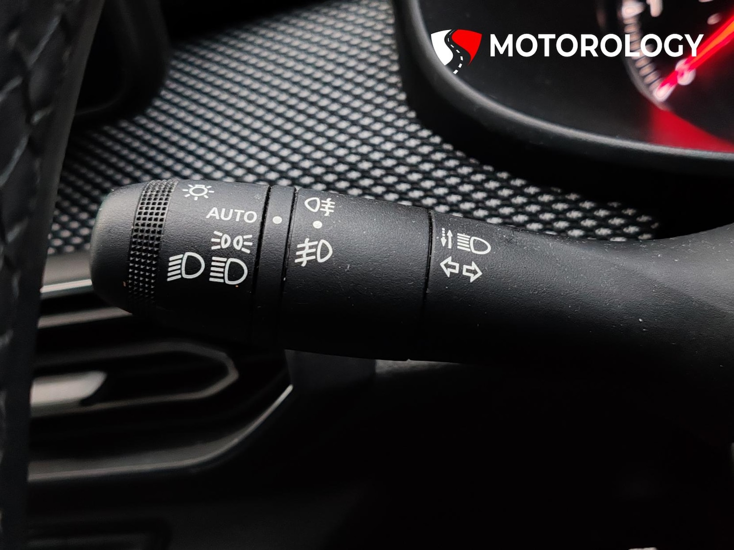 Used Dacia Sandero 2022 for sale - 77435287: Photo 31