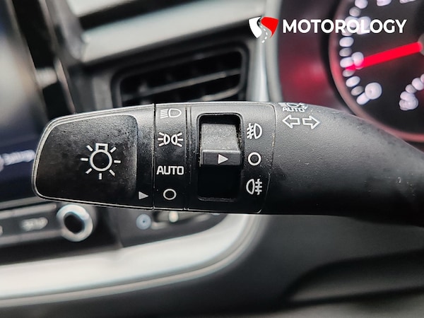 Used Kia Stonic 2021 for sale - 76322587: Photo 24
