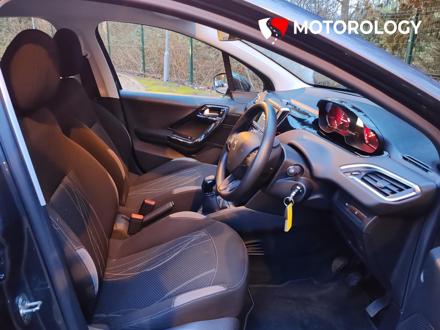 Used Peugeot 208 2014 for sale - 77026198: Photo 13