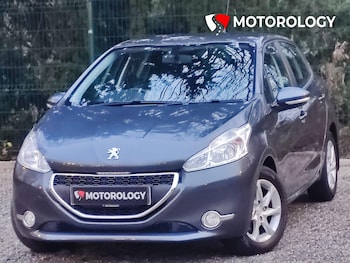 Used Peugeot 208 2014 for sale - 77026198: Photo
