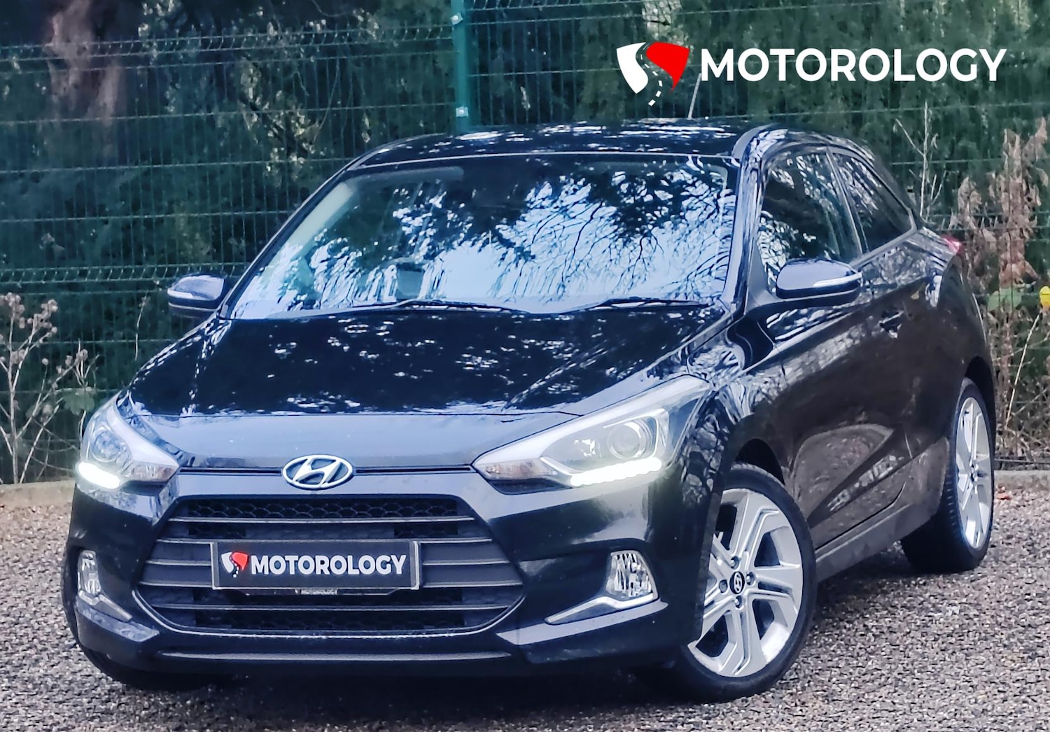Used Hyundai i20 2015 for sale - 77020008: Photo 2