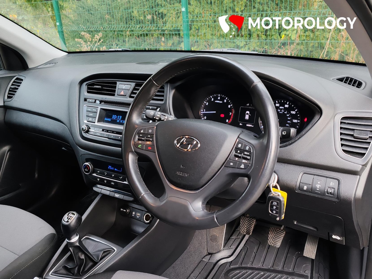 Used Hyundai i20 2015 for sale - 77020008: Photo 3