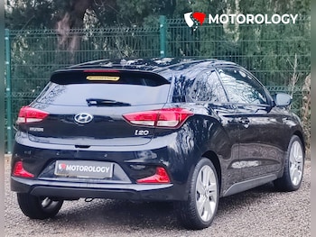Used Hyundai i20 2015 for sale - 77020008: Photo