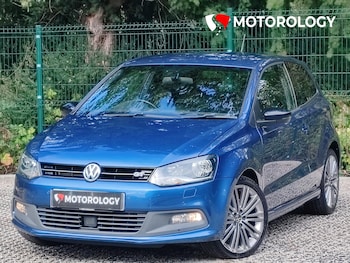 Used Volkswagen Polo 2016 for sale - 76117693: Photo