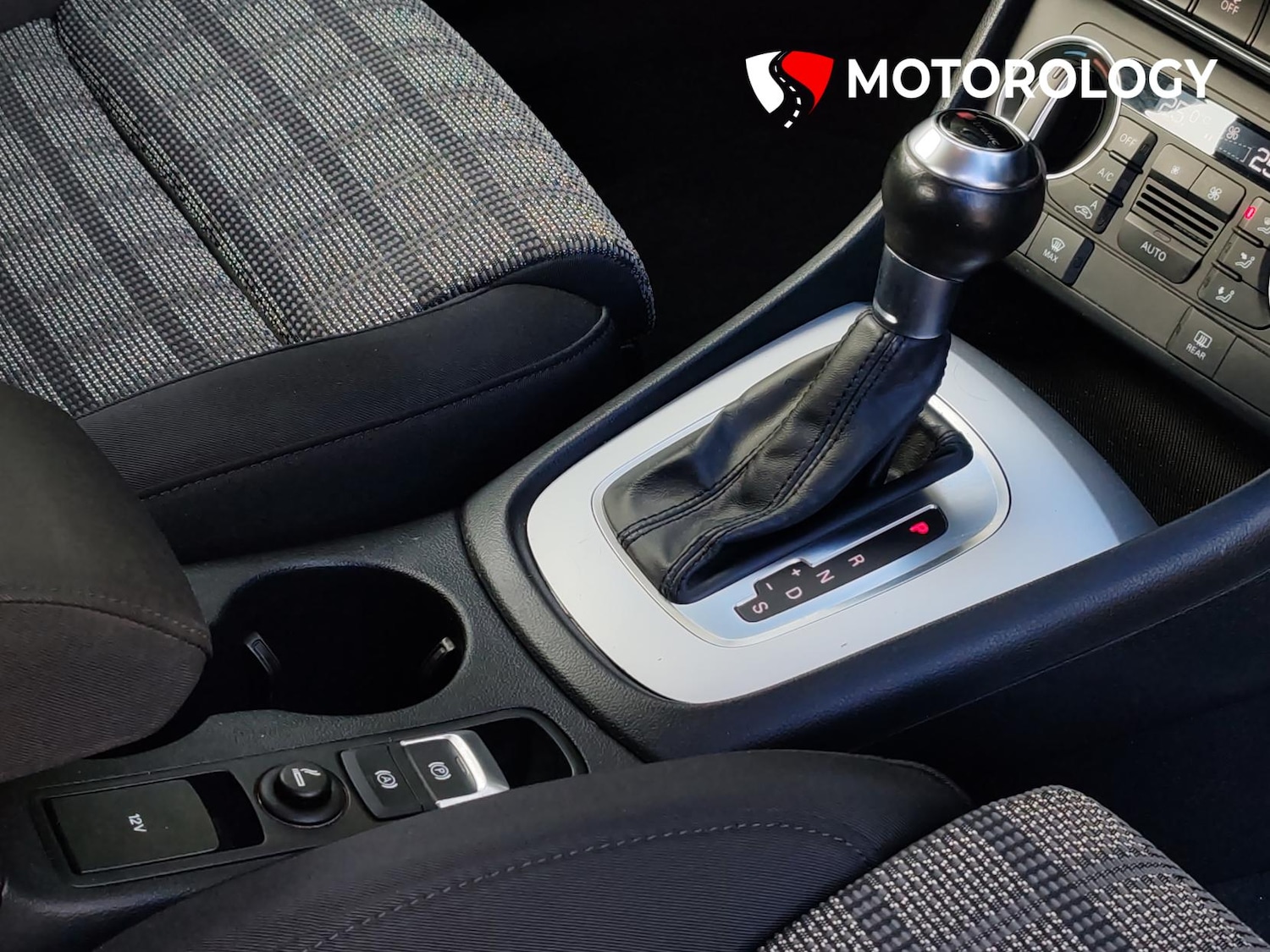 Used Audi Q3 2015 for sale - 77653324: Photo 29