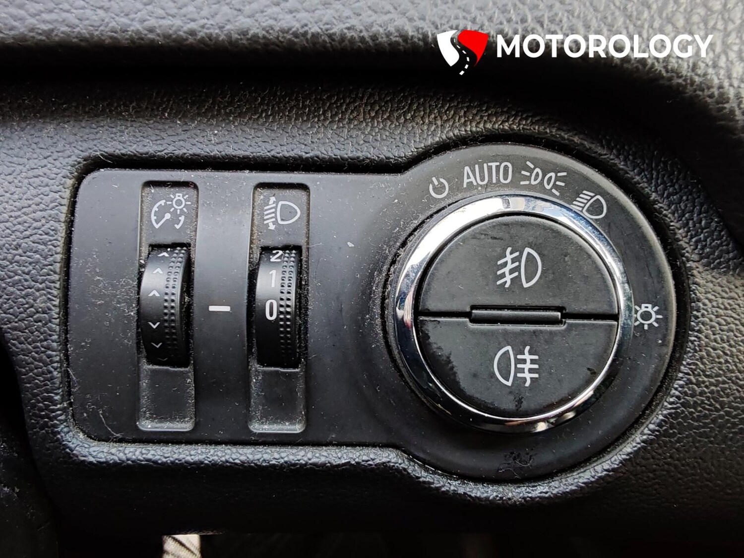 Used Vauxhall Insignia 2015 for sale - 78223065: Photo 32