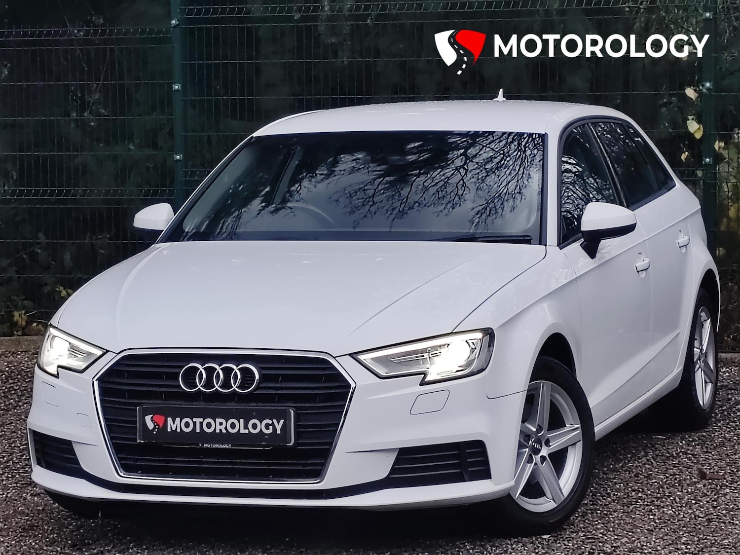 Used Audi A3 2017 for sale - 76877678: Photo 2
