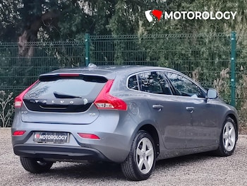Used Volvo V40 2016 for sale - 77778704: Photo