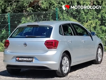 Used Volkswagen Polo 2019 for sale - 78687880: Photo