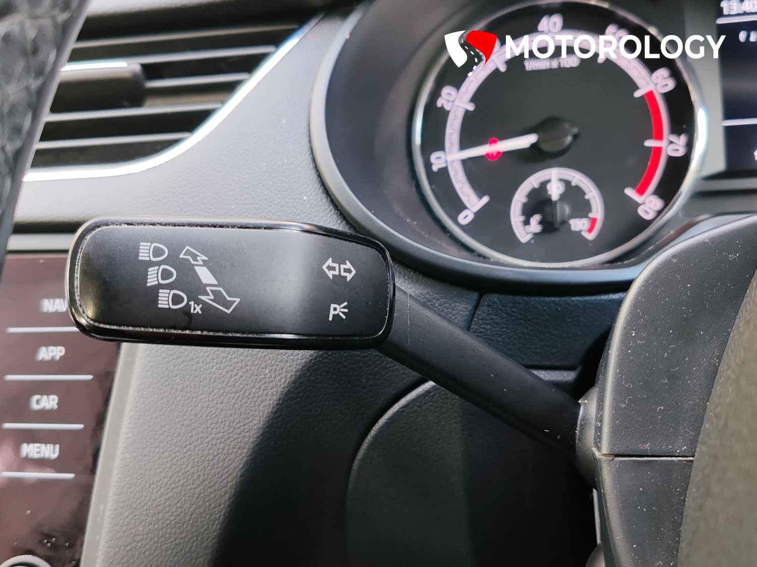 Used Skoda Octavia 2019 for sale - 76461670: Photo 24