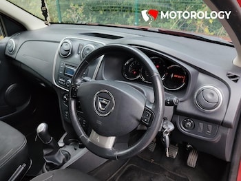 Used Dacia Sandero 2014 for sale - 77570244: Photo