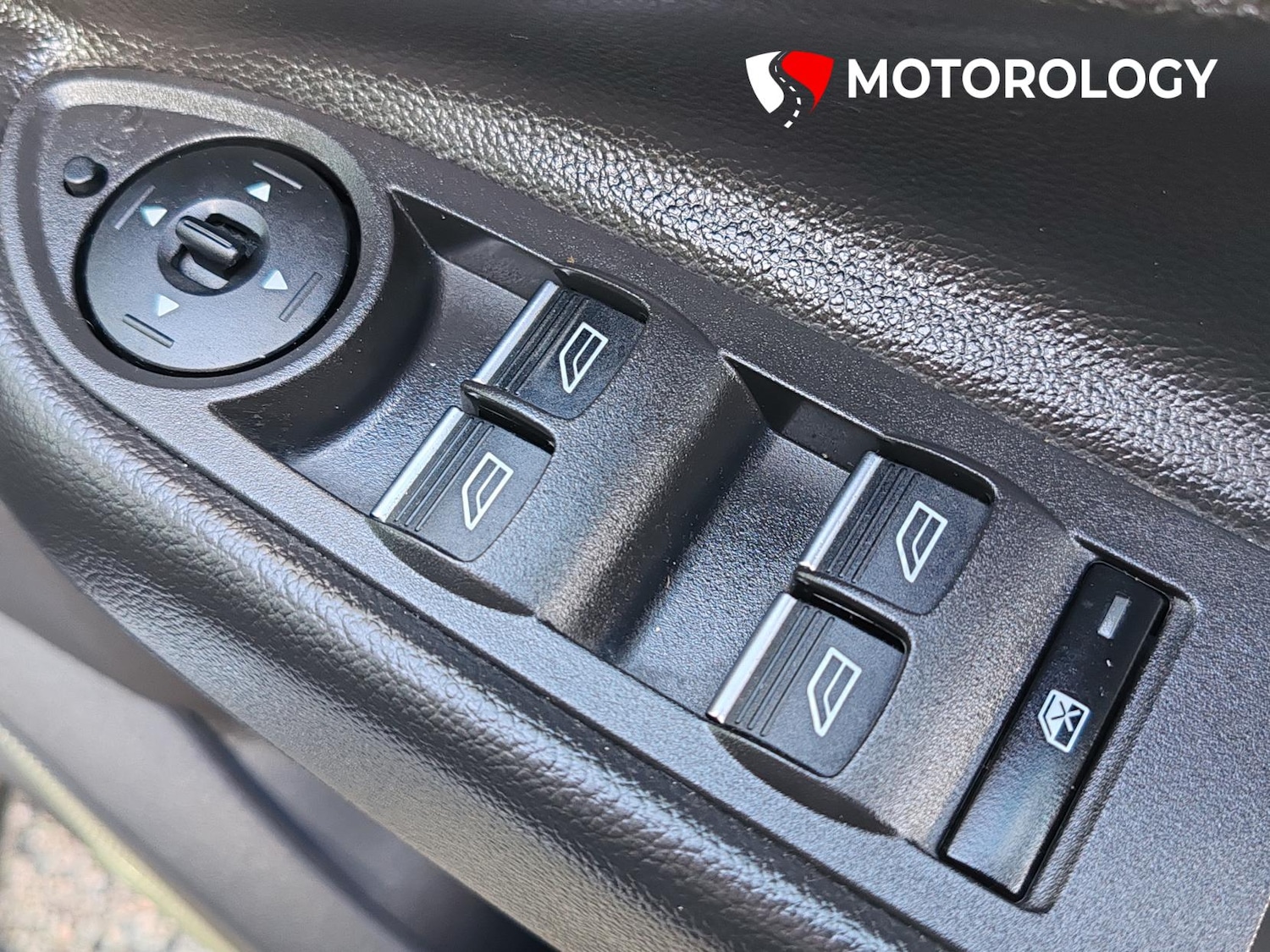 Used Ford Kuga 2016 for sale - 78140555: Photo 38