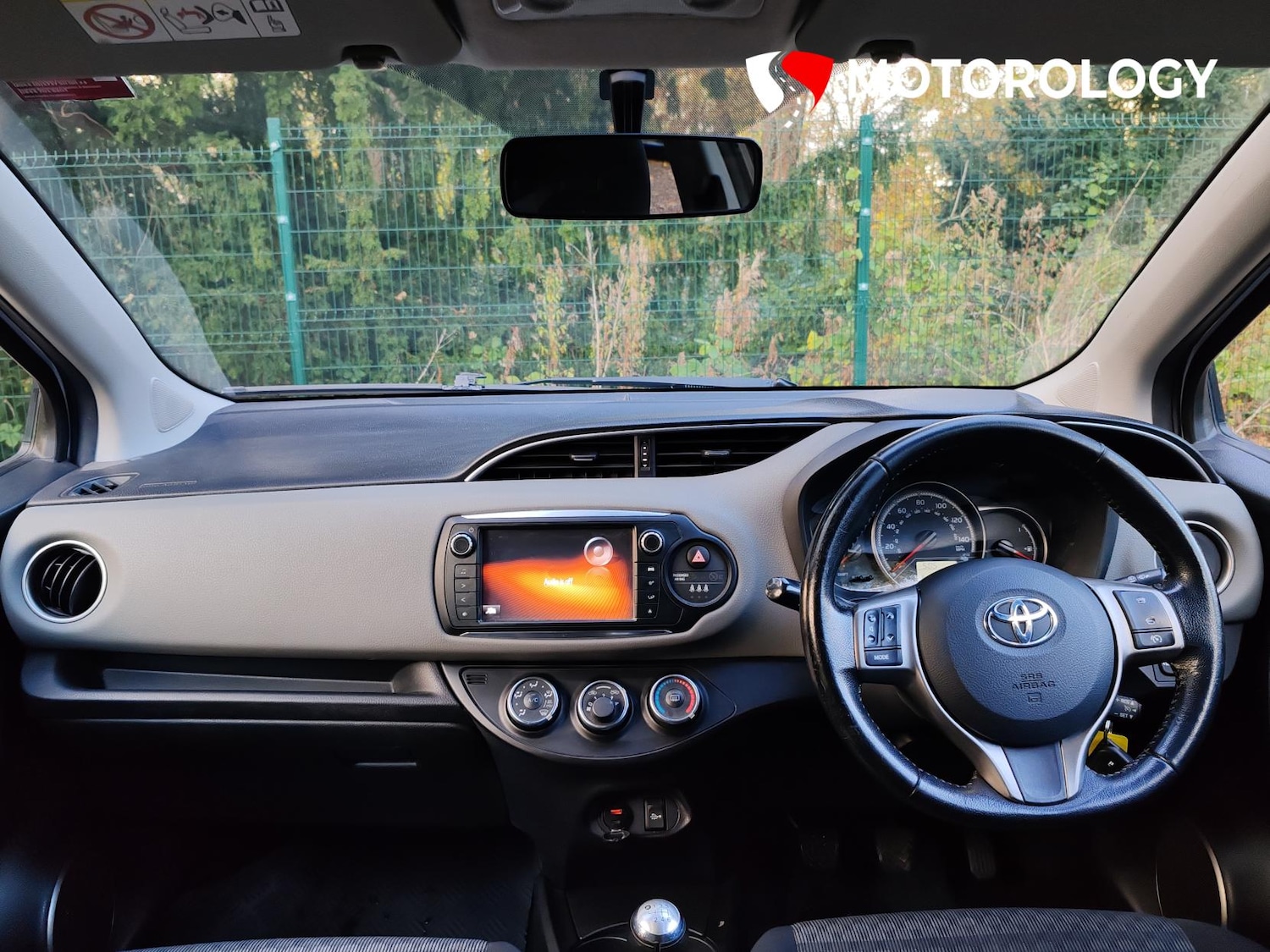 Used Toyota Yaris 2016 for sale - 76330081: Photo 11