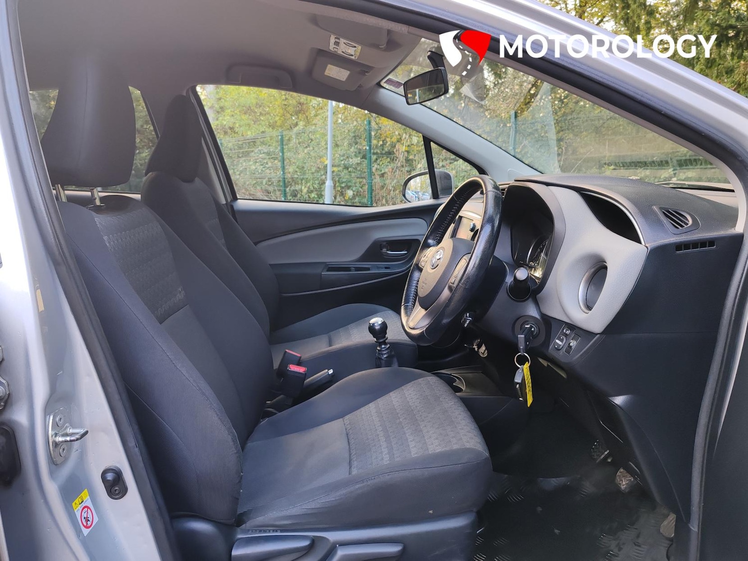 Used Toyota Yaris 2016 for sale - 76330081: Photo 13