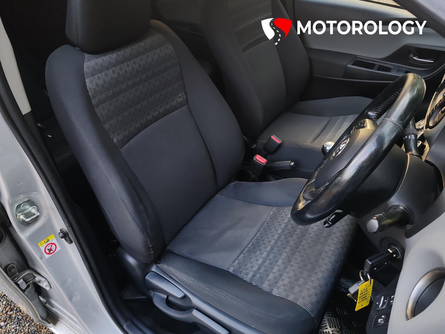 Used Toyota Yaris 2016 for sale - 76330081: Photo 15