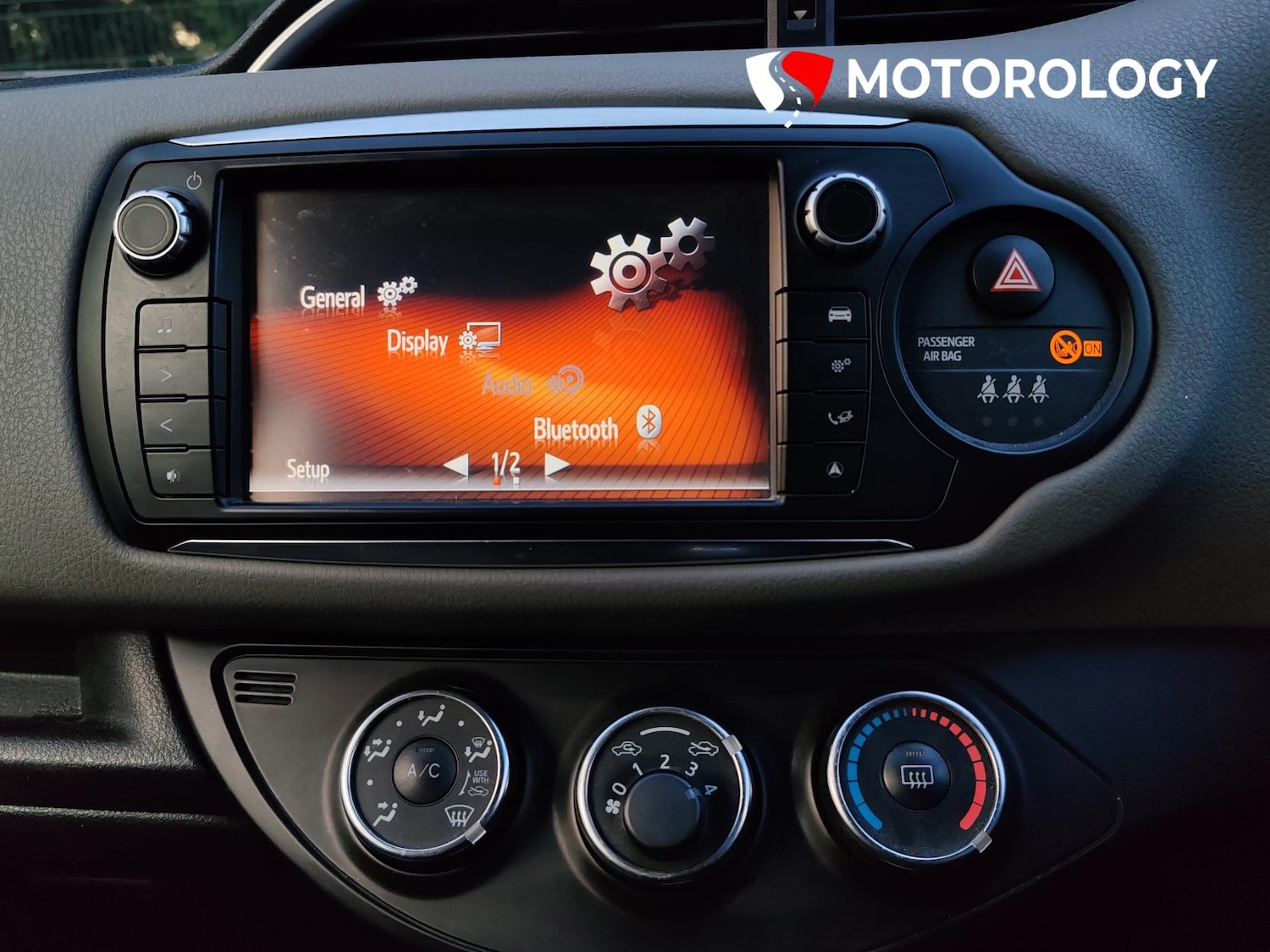 Used Toyota Yaris 2016 for sale - 76330081: Photo 25