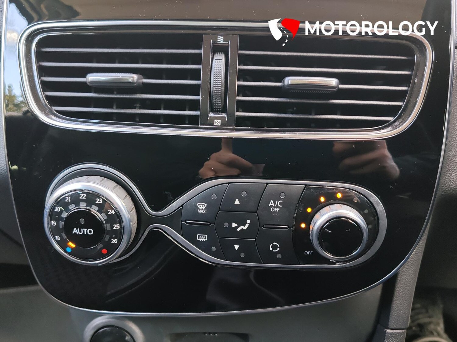 Used Renault Clio 2019 for sale - 78144877: Photo 33