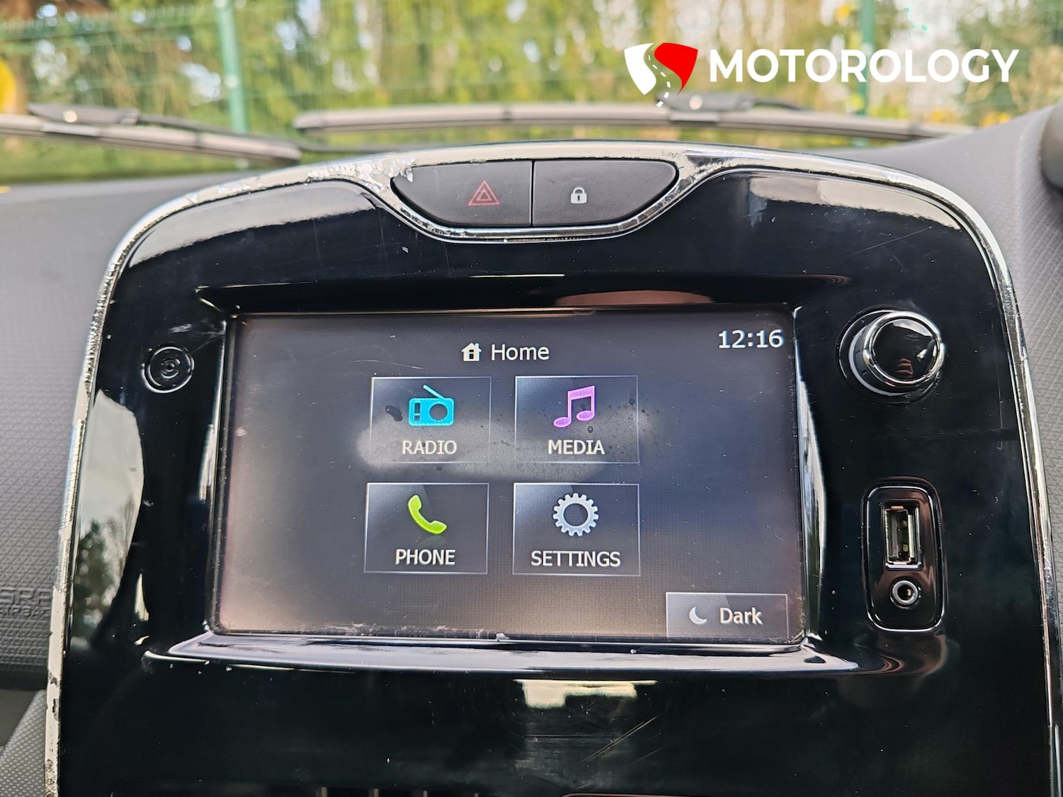 Used Renault Clio 2014 for sale - 76796738: Photo 21