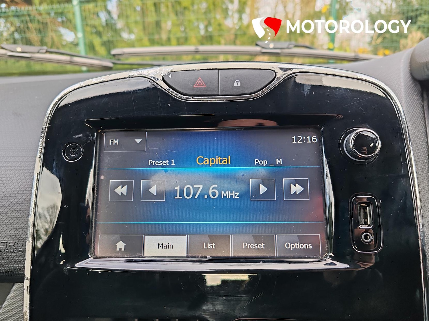 Used Renault Clio 2014 for sale - 76796738: Photo 23