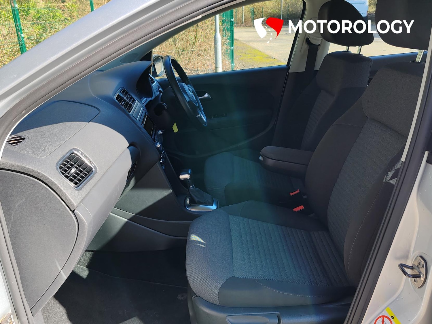 Used Volkswagen Polo 2010 for sale - 77890175: Photo 13