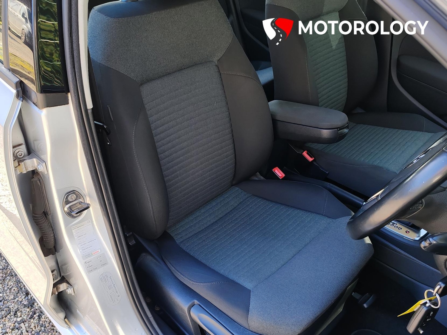 Used Volkswagen Polo 2010 for sale - 77890175: Photo 15