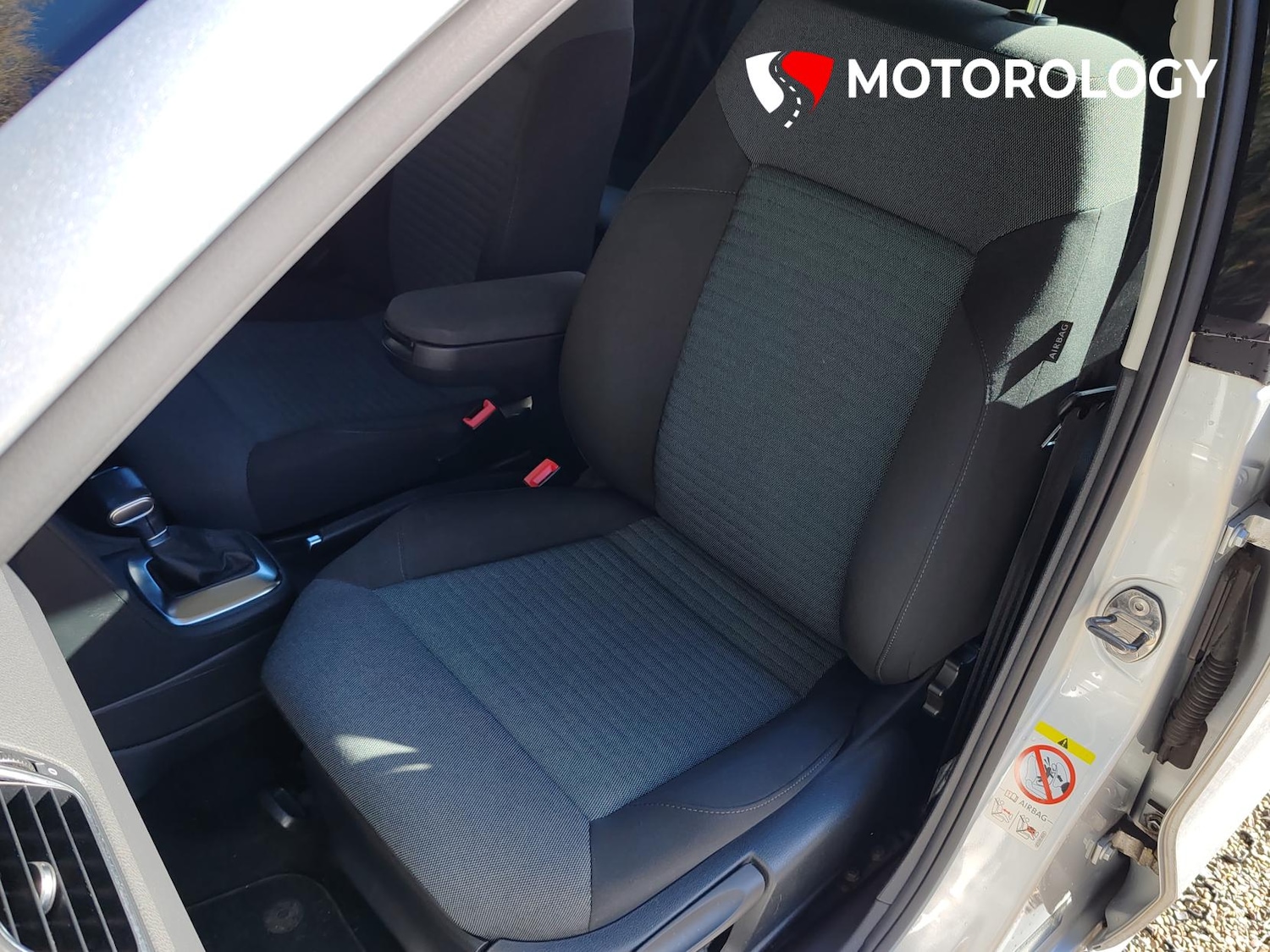 Used Volkswagen Polo 2010 for sale - 77890175: Photo 16