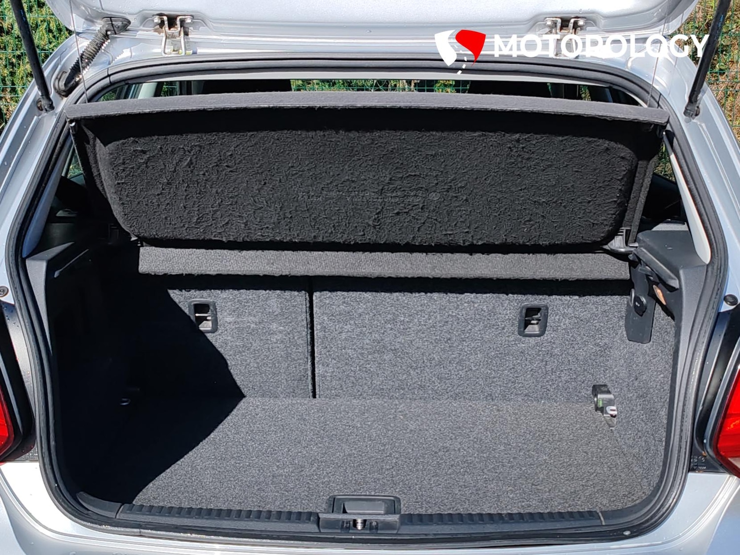 Used Volkswagen Polo 2010 for sale - 77890175: Photo 19