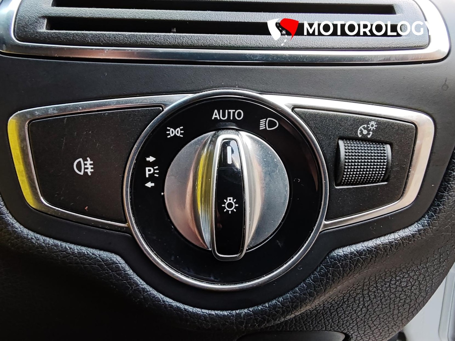 Used Mercedes-Benz C Class 2014 for sale - 76545479: Photo 38