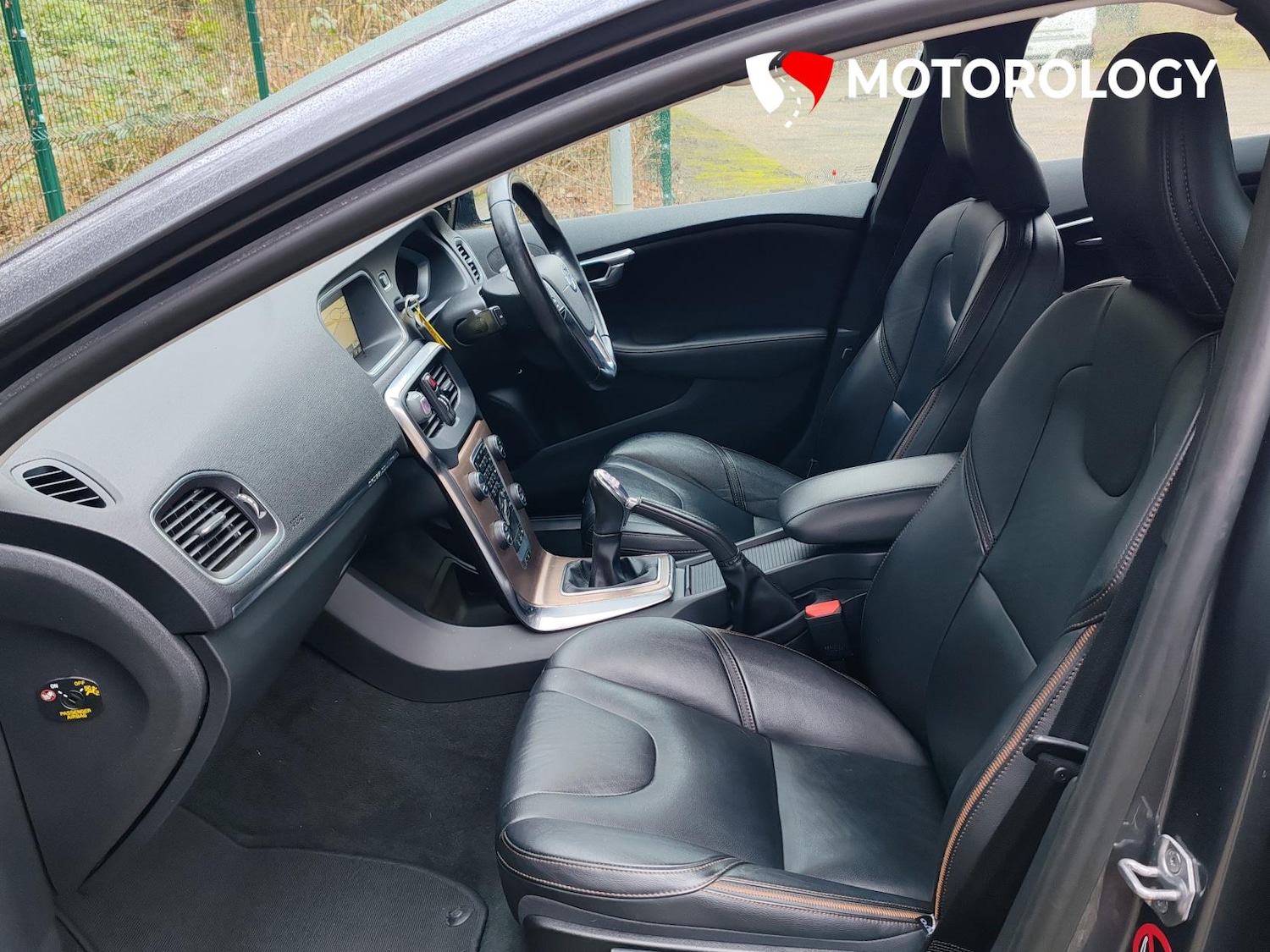 Used Volvo V40 2014 for sale - 77797870: Photo 14